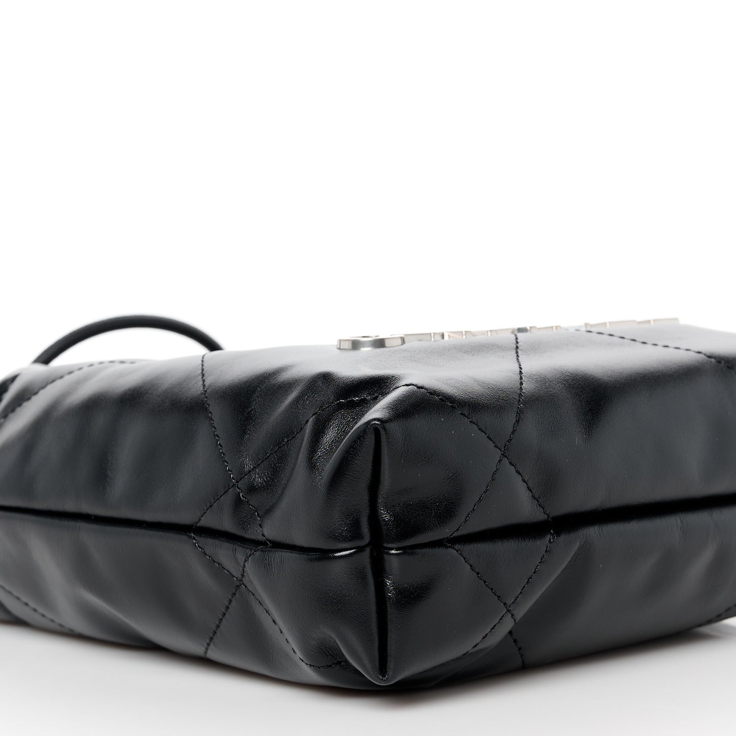 Shiny Calfskin Quilted Mini Chanel 22 Black