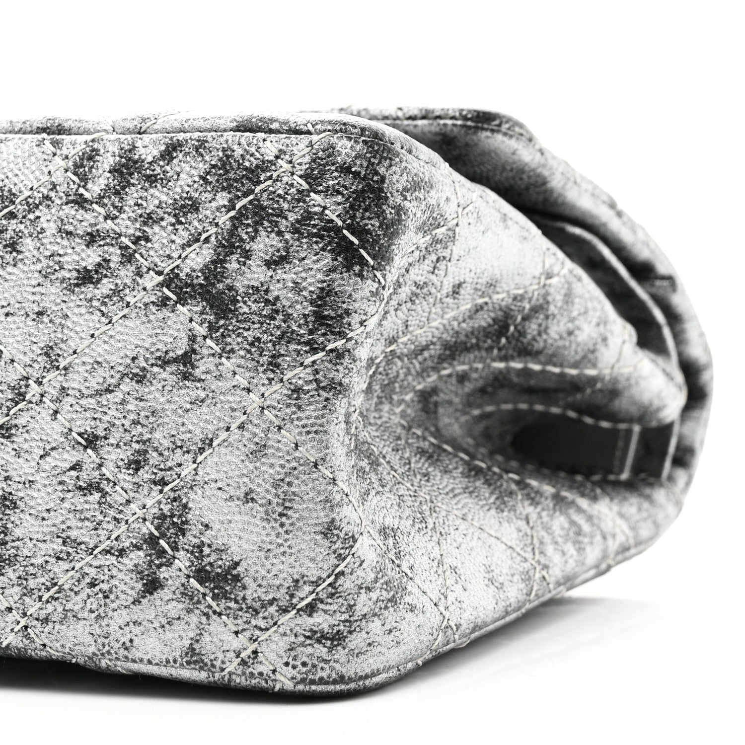 Chanel Metallic Caviar Quilted 2.55 Reissue 226 Flap Silver Black 10 of 10