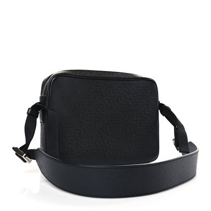 Louis Vuitton Taiga Outdoor Messenger PM Black 3 of 8