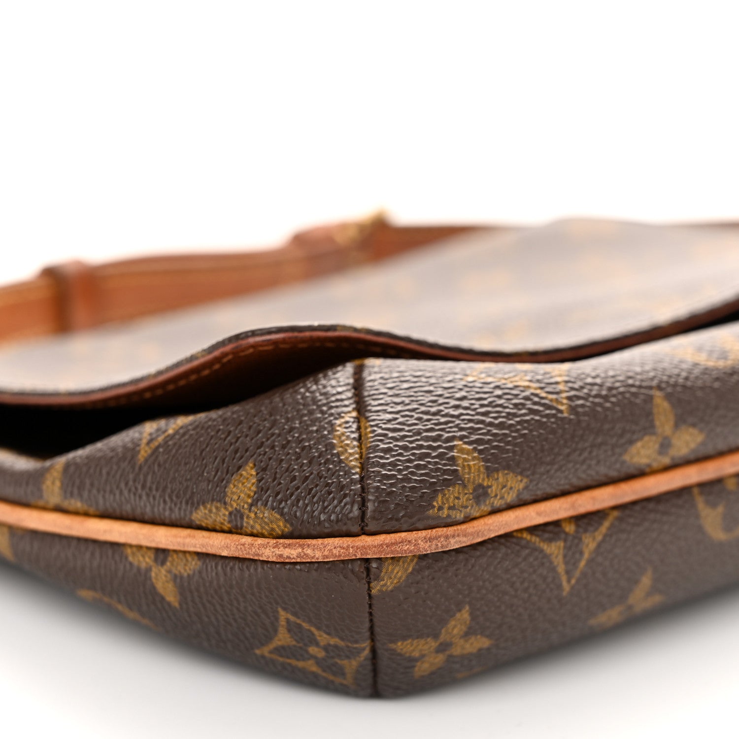 Louis Vuitton Monogram Musette Tango 9 of 10