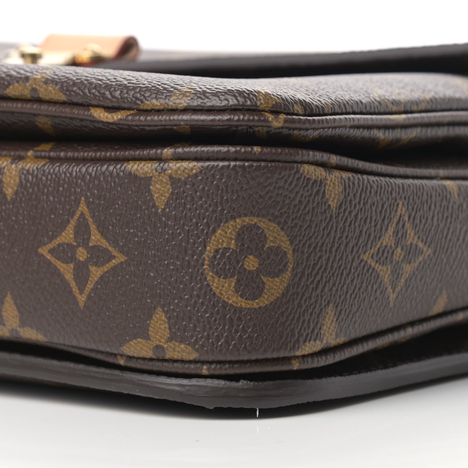 Louis Vuitton Monogram Pochette Metis 8 of 10