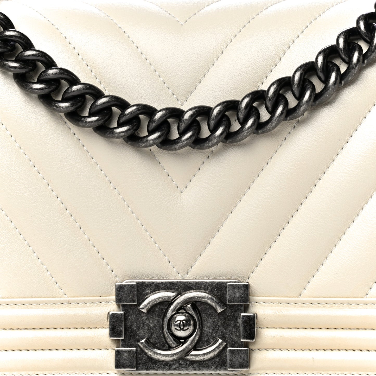 Calfskin Chevron Quilted Medium Boy Flap Ivory