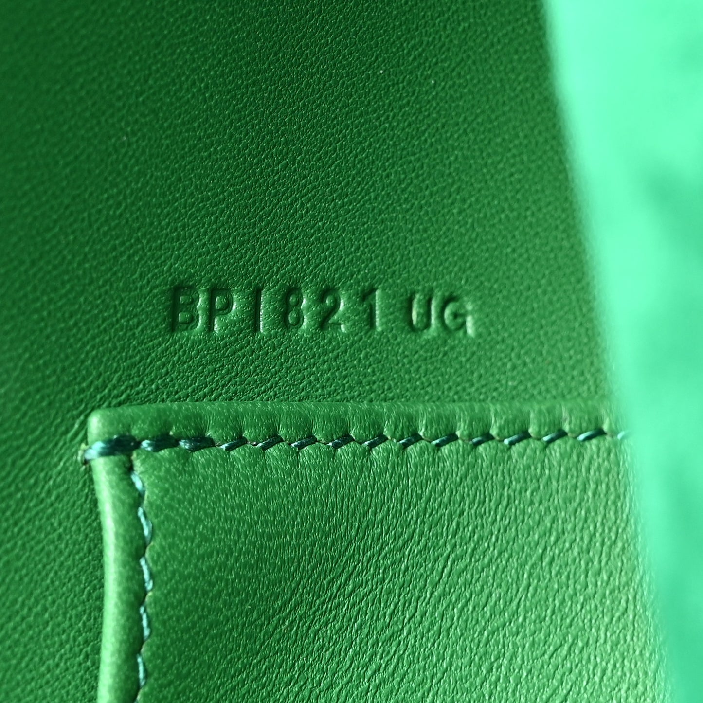 Veau Doblis Suede Kelly Cut Clutch Pochette Cactus