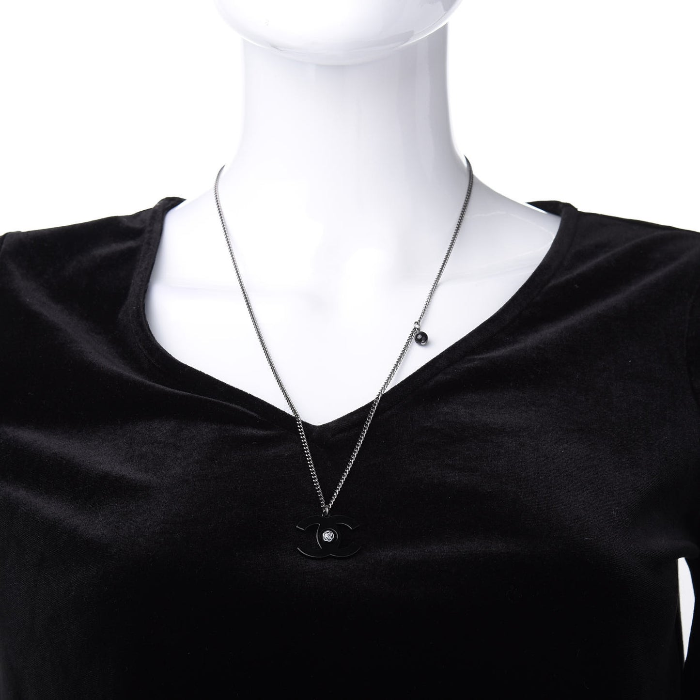 Enamel CC Camellia Necklace Black