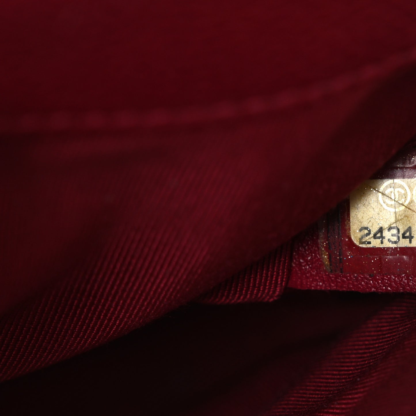 Caviar Mini Carry Around Flap Bag Red