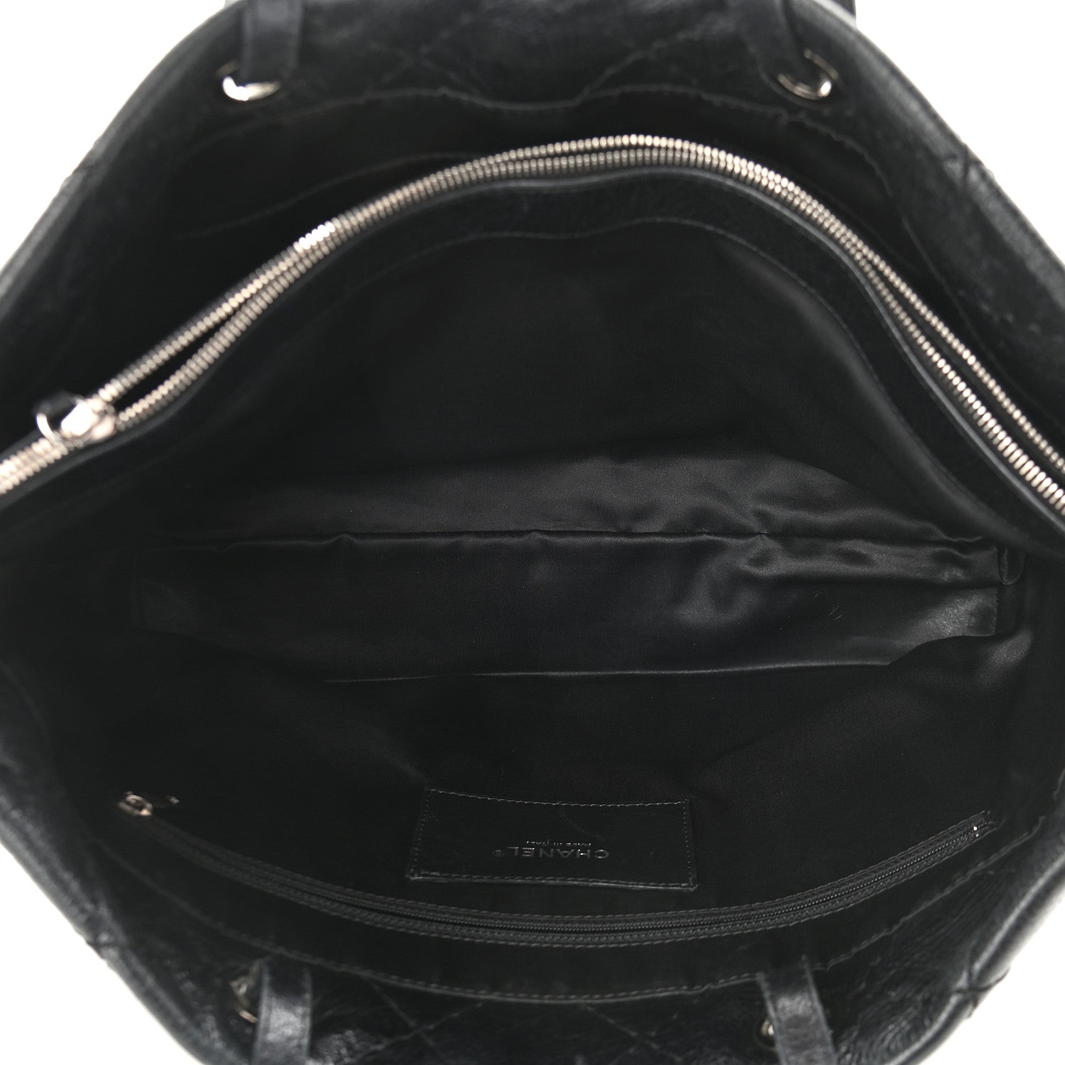 Chanel Glazed Calfskin Large On The Road Tote Black 5 of 10