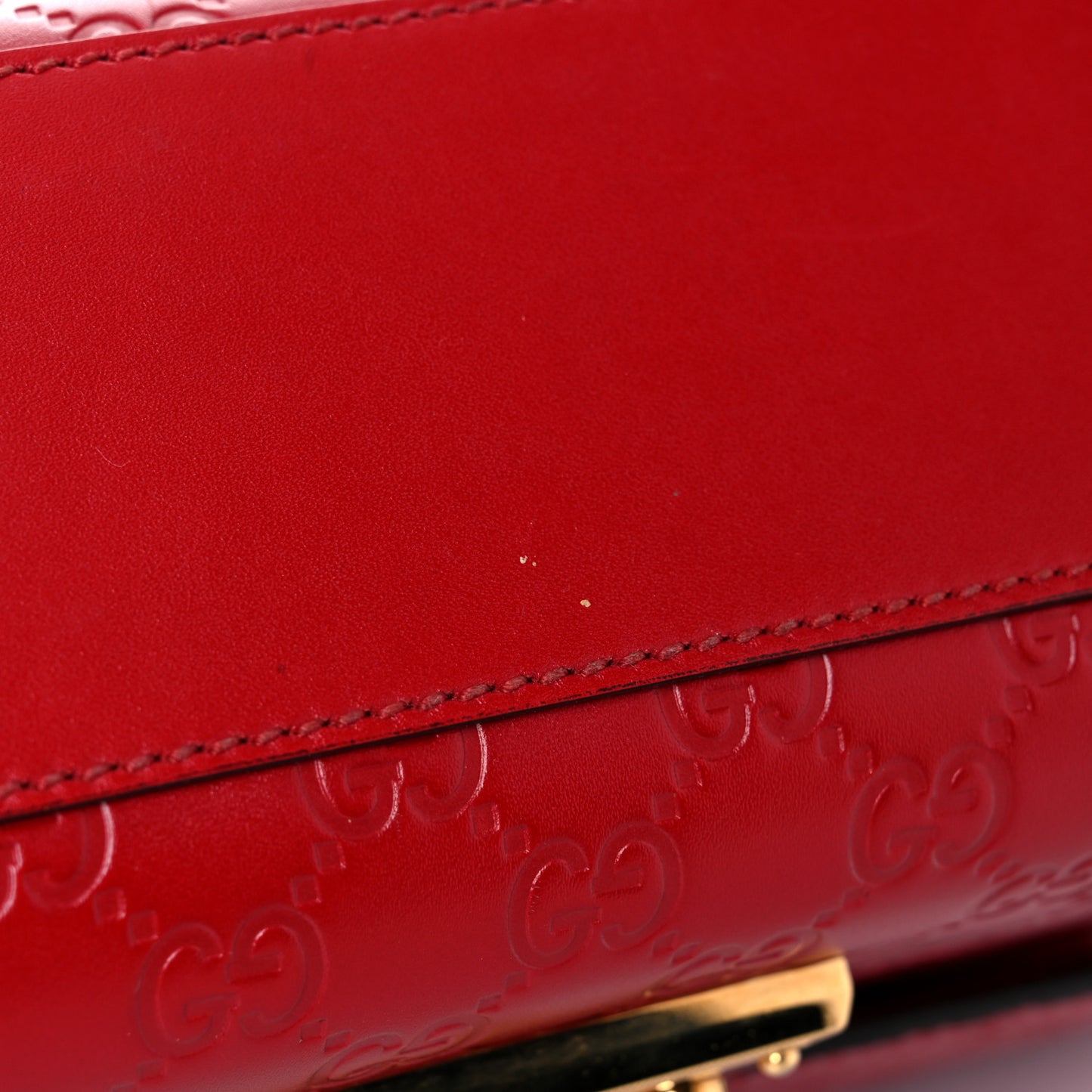 Guccissima Medium Padlock Shoulder Bag Hibiscus Red