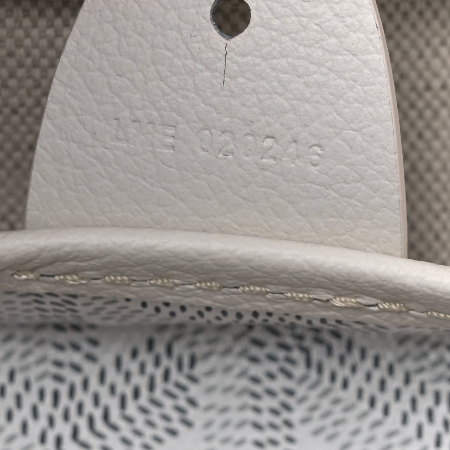 Goyardine Artois MM White