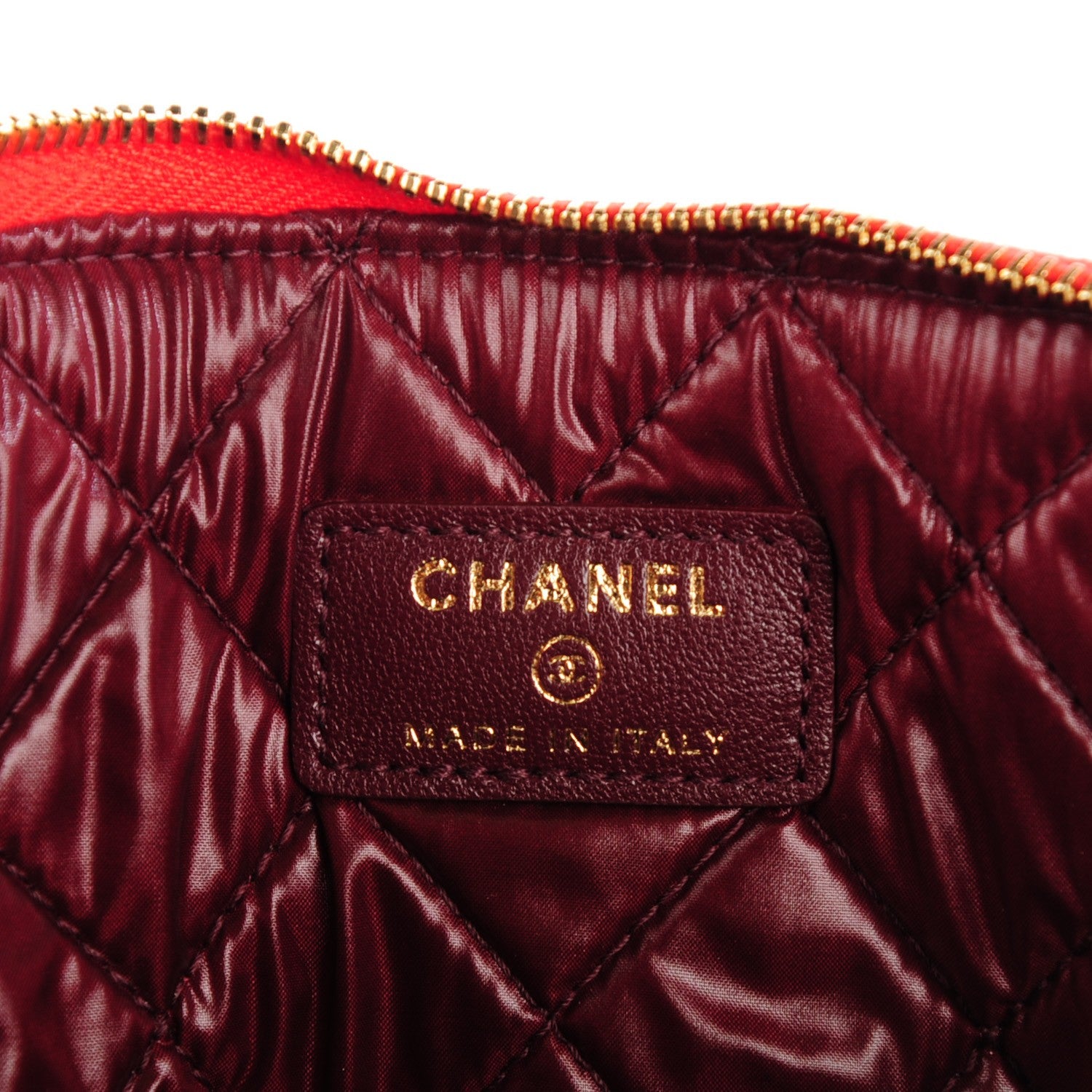Chanel Iridescent Sheepskin Quilted Medium Vintage Mademoiselle Cosmetic Case Red 6 of 7