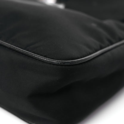 Prada Nylon Re-Edition 2005 Shoulder Bag Black 9 of 18