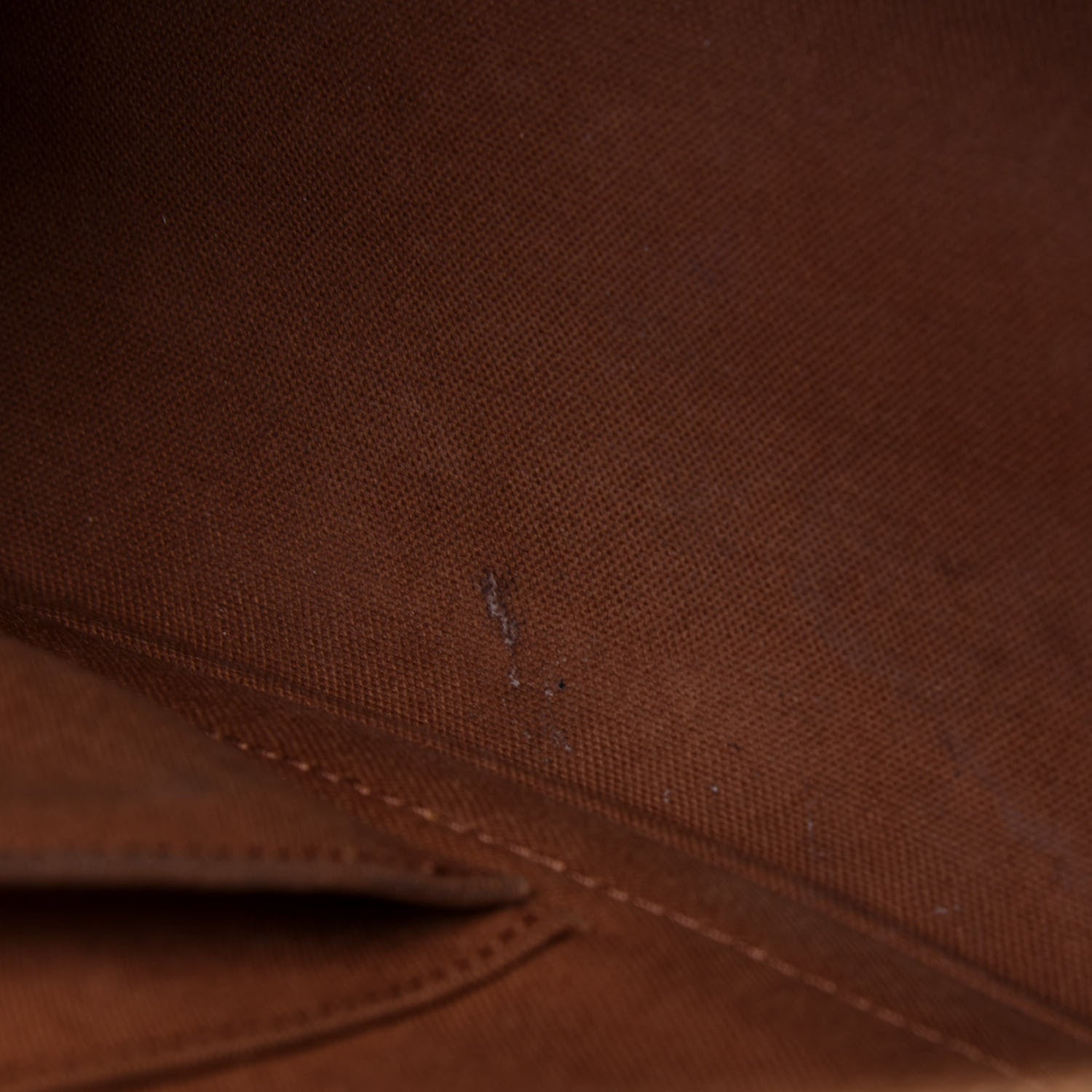 Louis Vuitton Monogram Alma PM 11 of 36