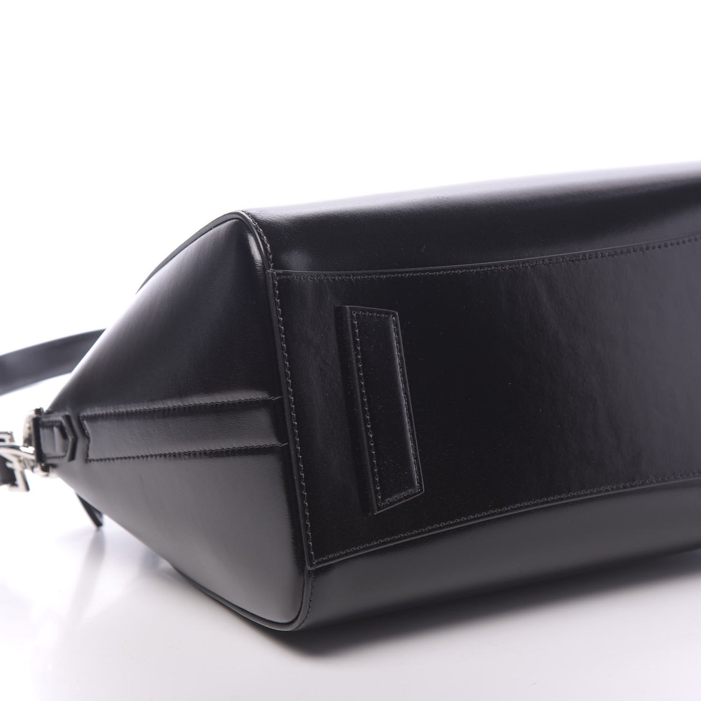 Shiny Lord Calfskin Small Antigona Black