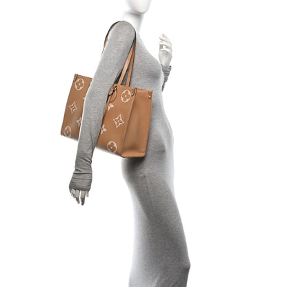 Louis Vuitton Empreinte Monogram Giant Onthego MM Arizona Creme 2 of 9