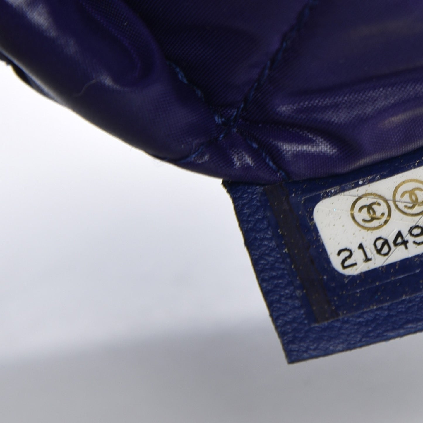 Lambskin Quilted CC Beauty Clutch Blue