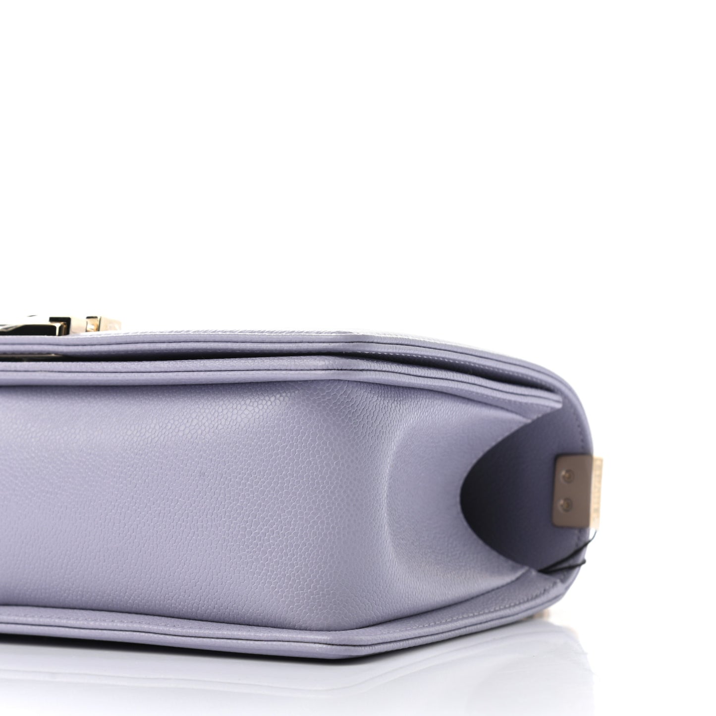 Caviar Quilted Medium Boy Flap Light Purple