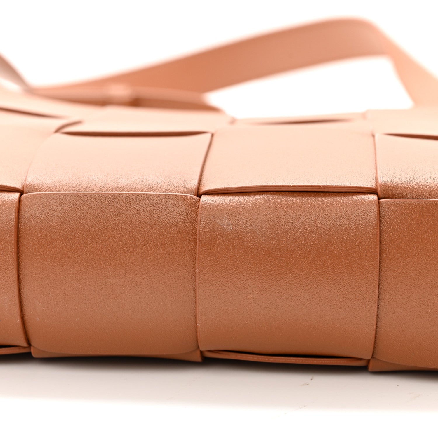 Bottega Veneta Lambskin Maxi Intrecciato Cassette Camera Bag Caramel 10 of 12