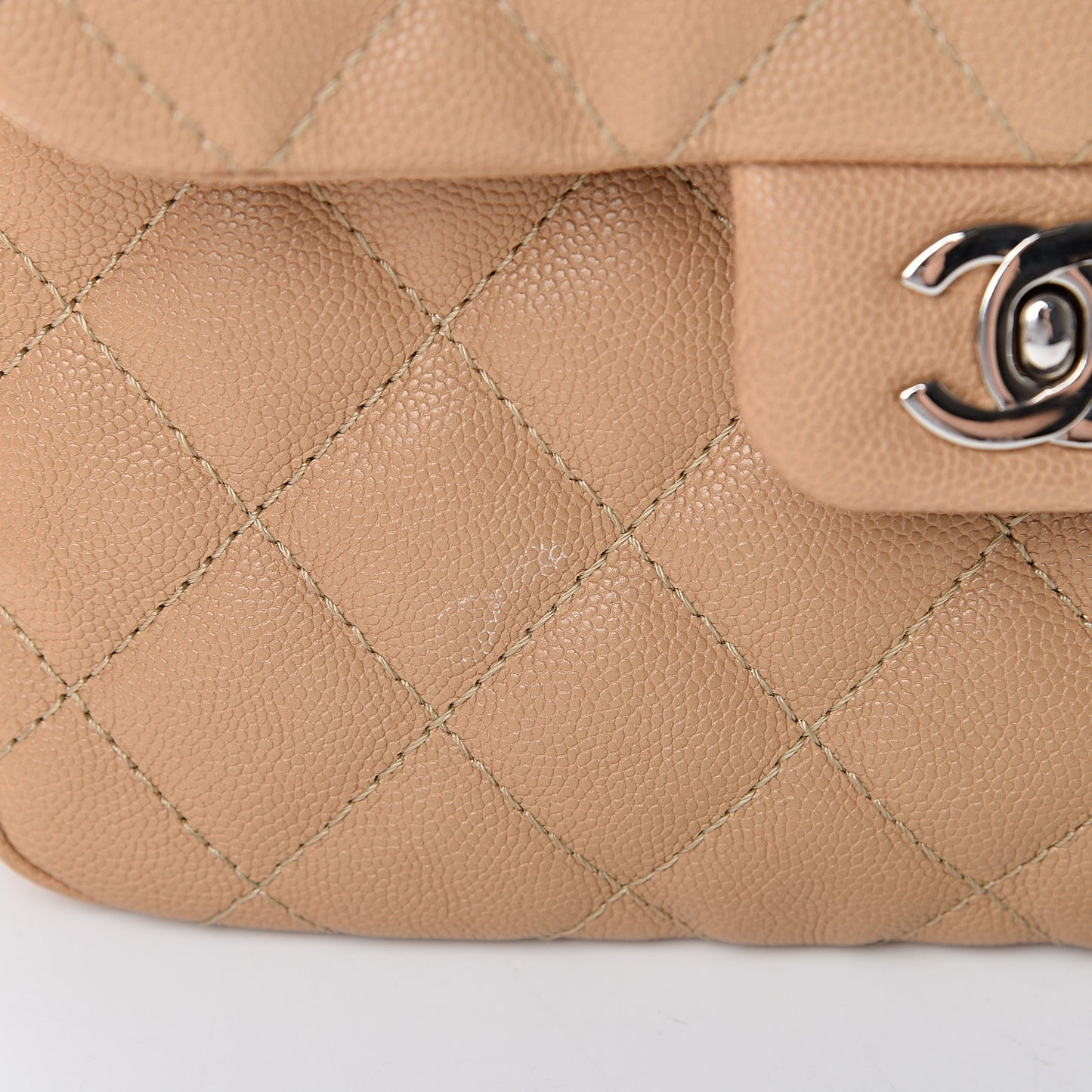 Caviar Quilted Medium Urban Companion Flap Beige