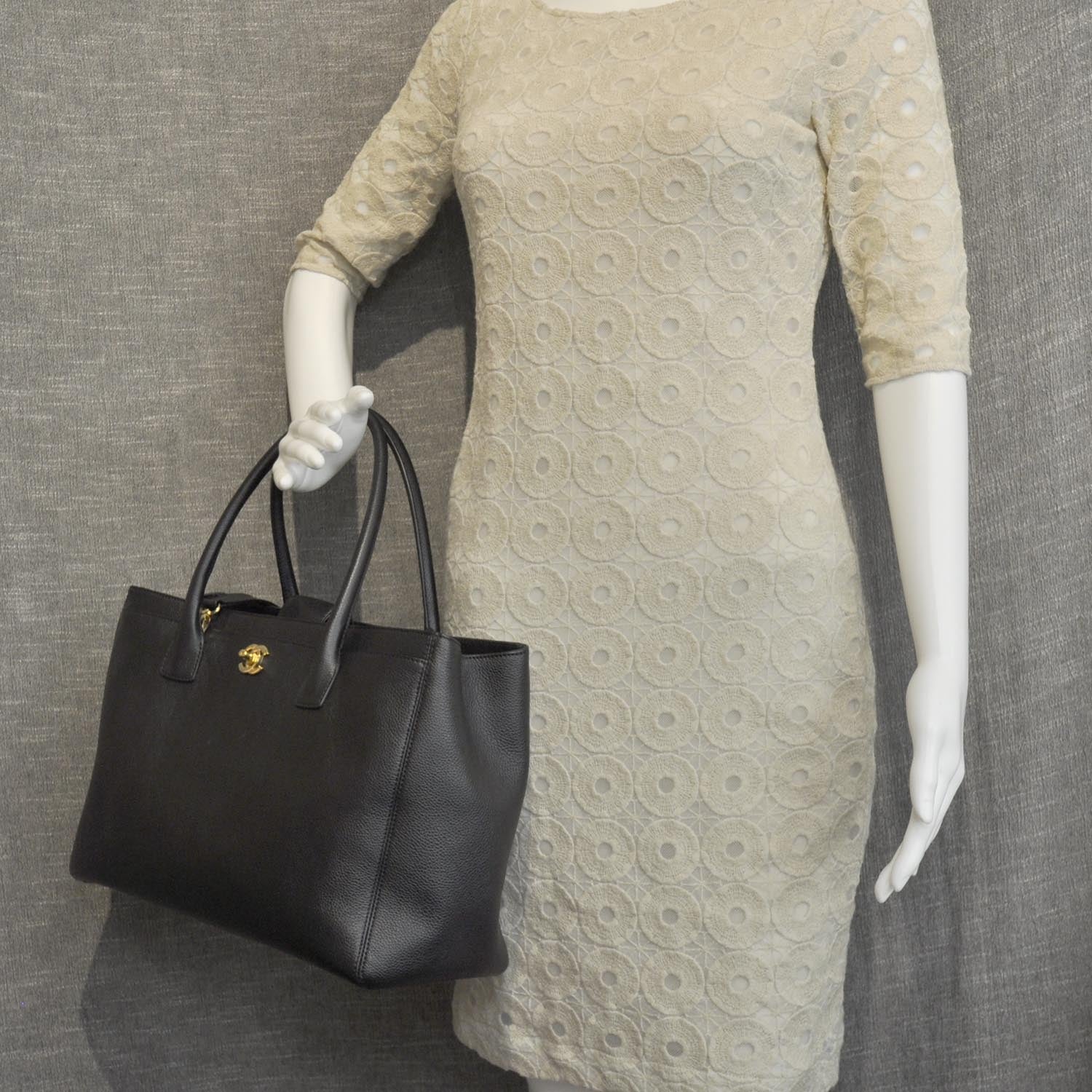 Chanel Caviar Cerf Executive Shopper Tote Black GHW 2 of 11