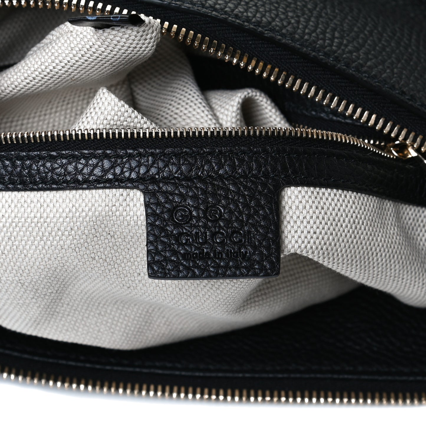 Pebbled Calfskin Large Soho Hobo Black