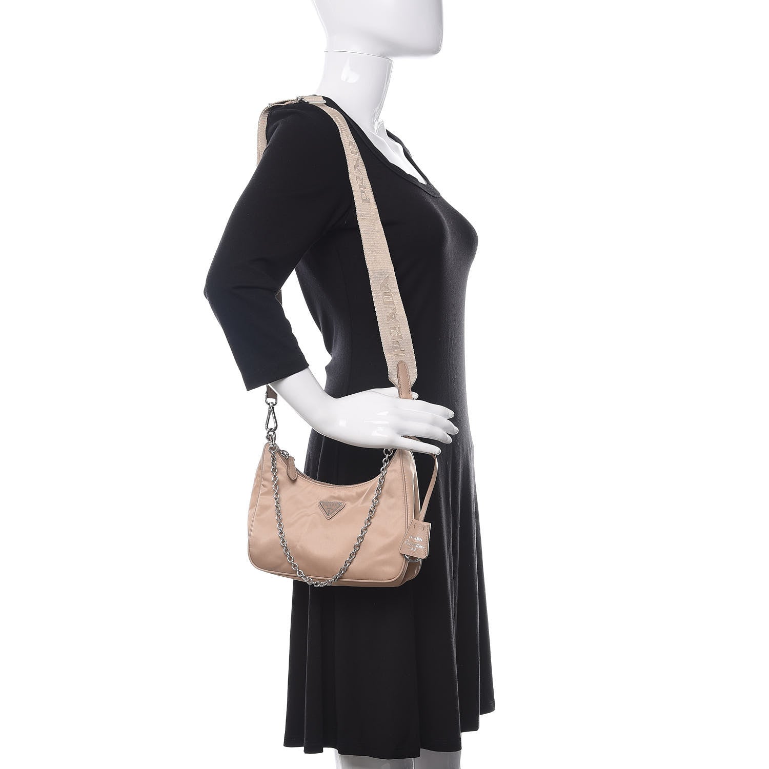 Prada Nylon Re-Edition 2005 Shoulder Bag Cammeo 2 of 10