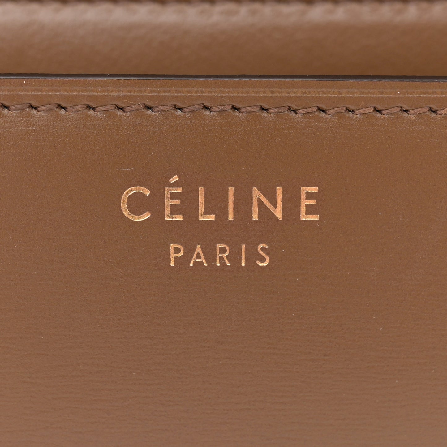Box Calfskin Medium Classic Box Flap Bag Camel