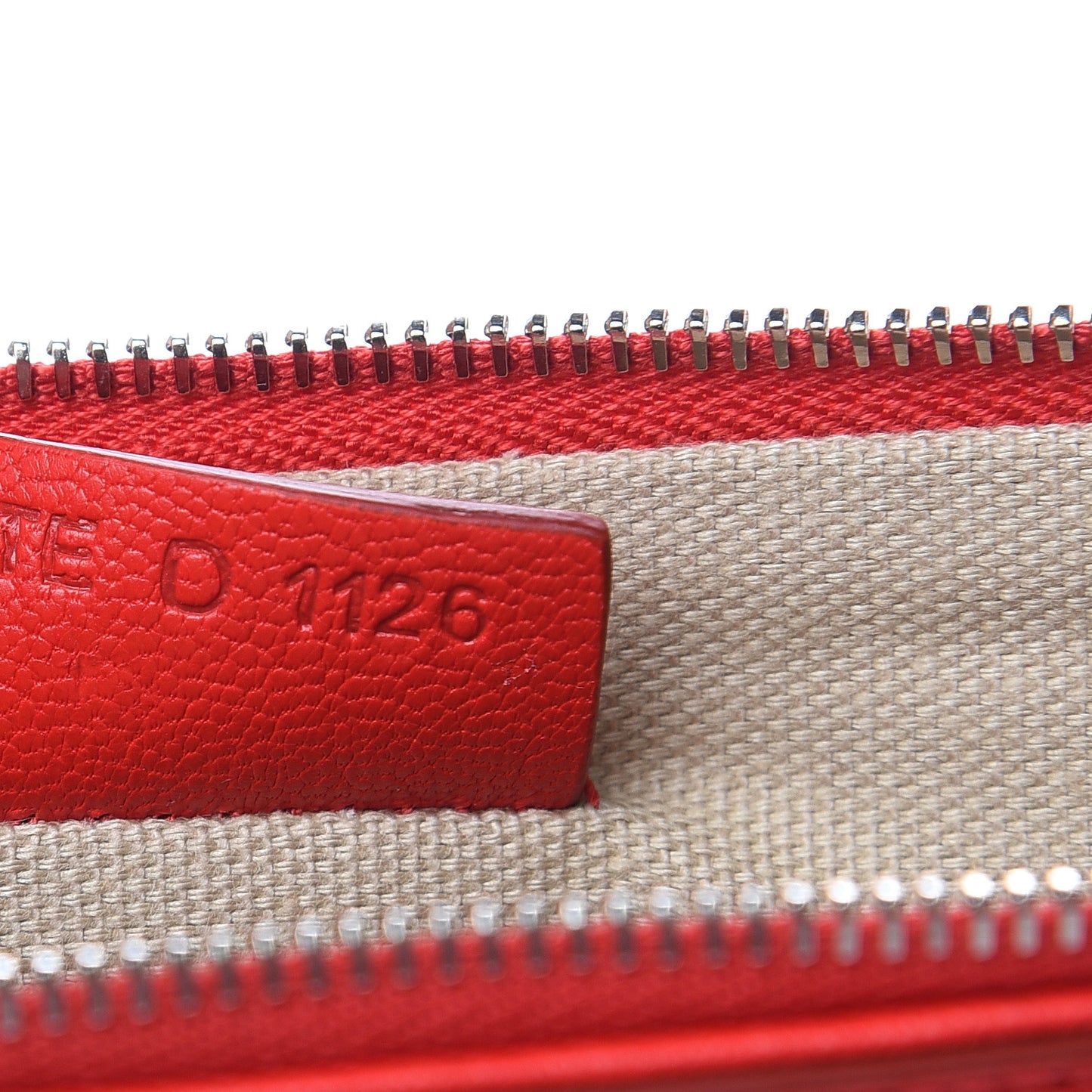 Sugar Goatskin Medium Antigona Pouch Medium Red