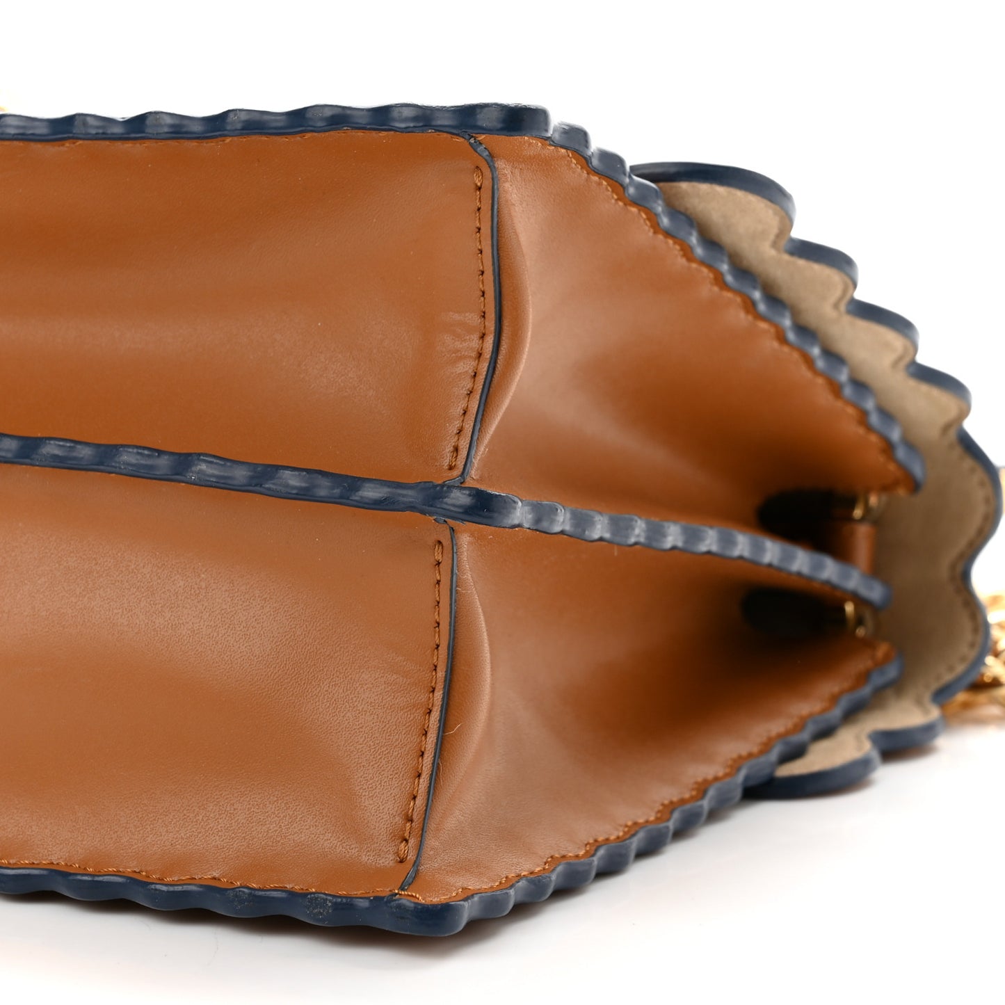 Vitello Liberty Scalloped Studded Kan I Shoulder Bag Caramello