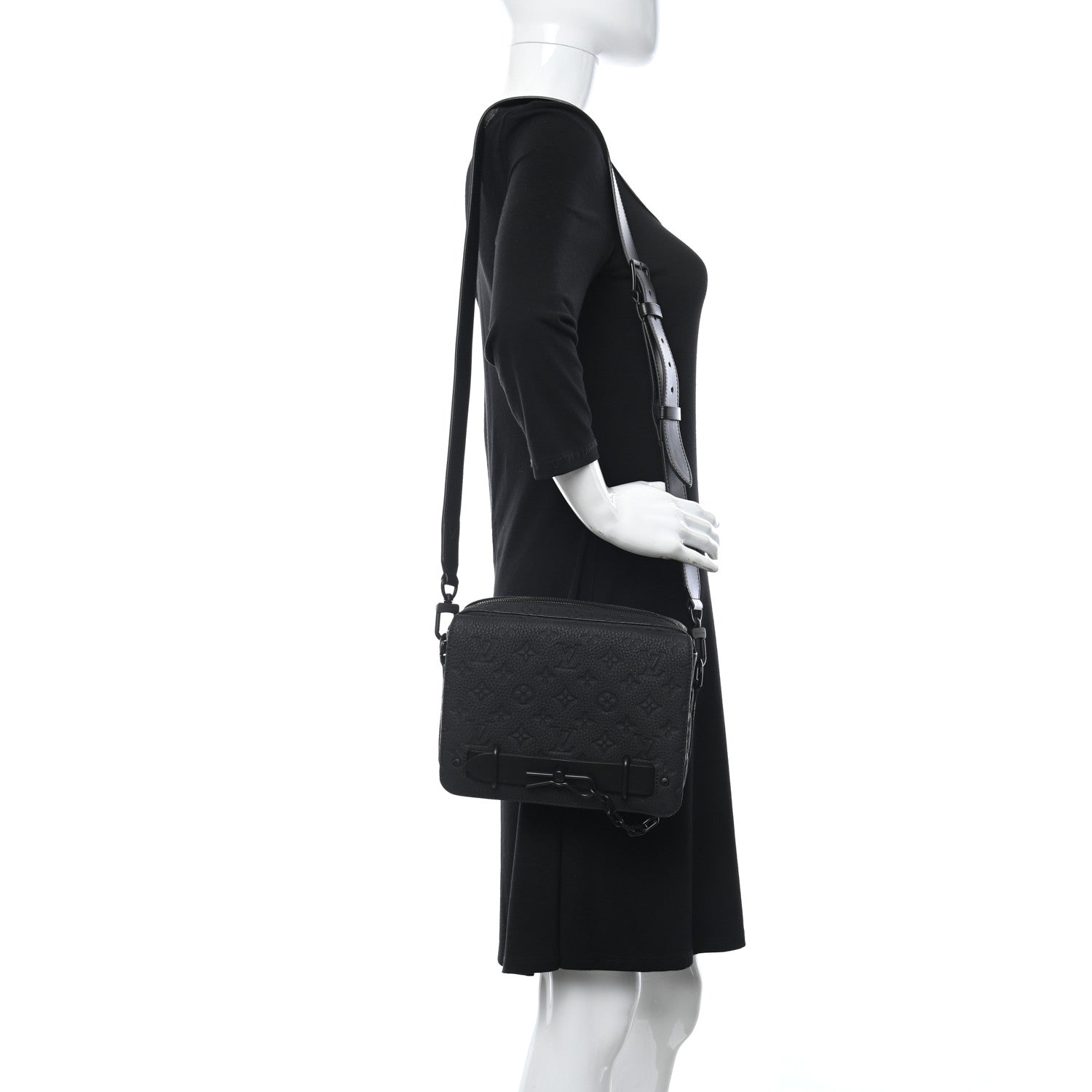 Louis Vuitton Taurillon Monogram Steamer Messenger Black 2 of 10