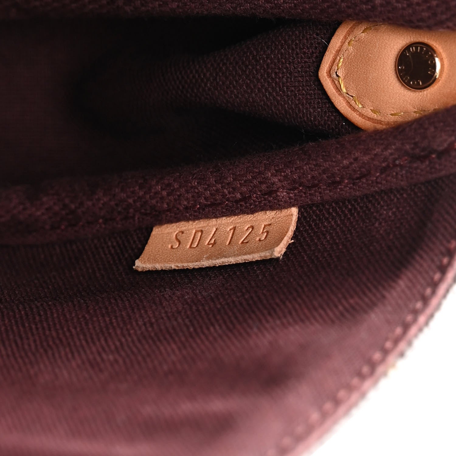 Louis Vuitton Monogram Favorite PM 9 of 15