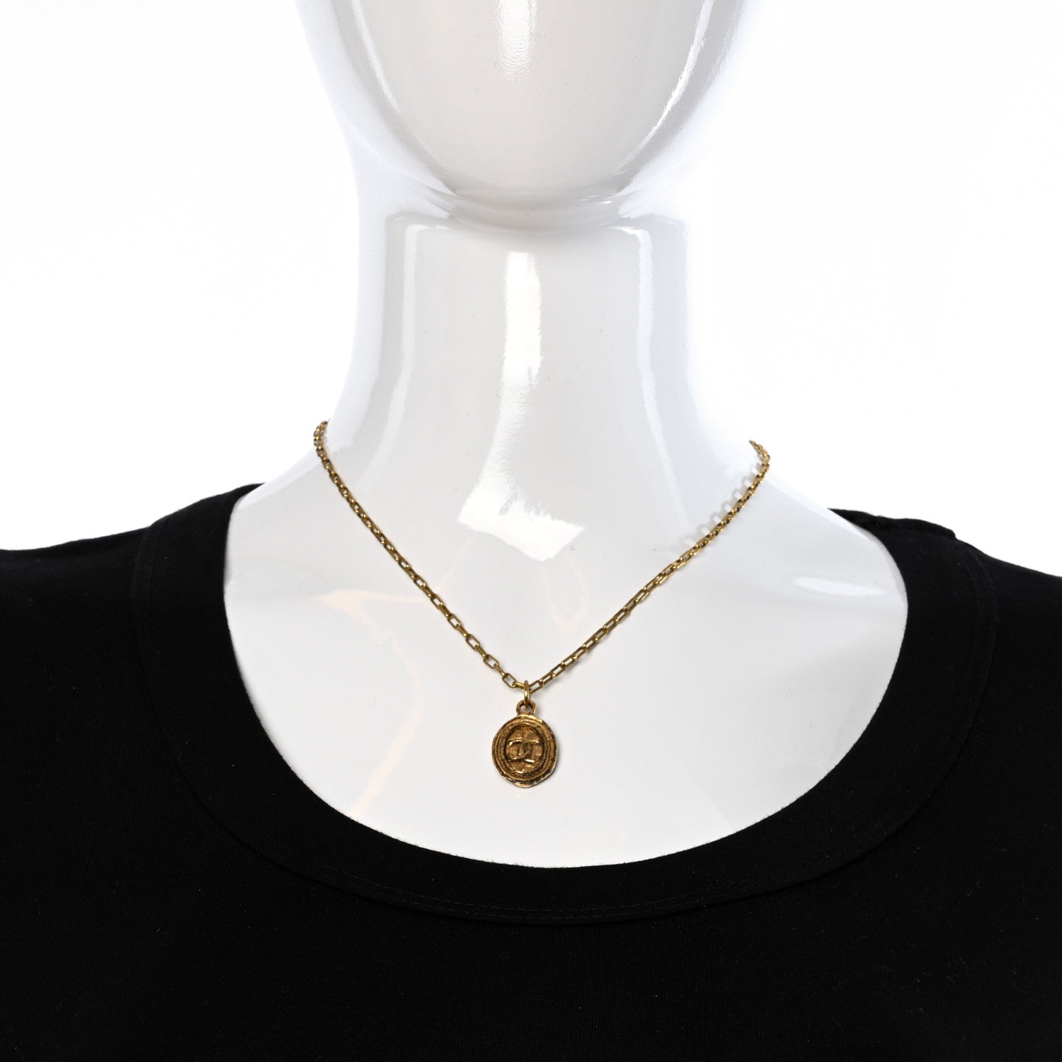 Chanel CC Oval Pendant Necklace Gold 2 of 4