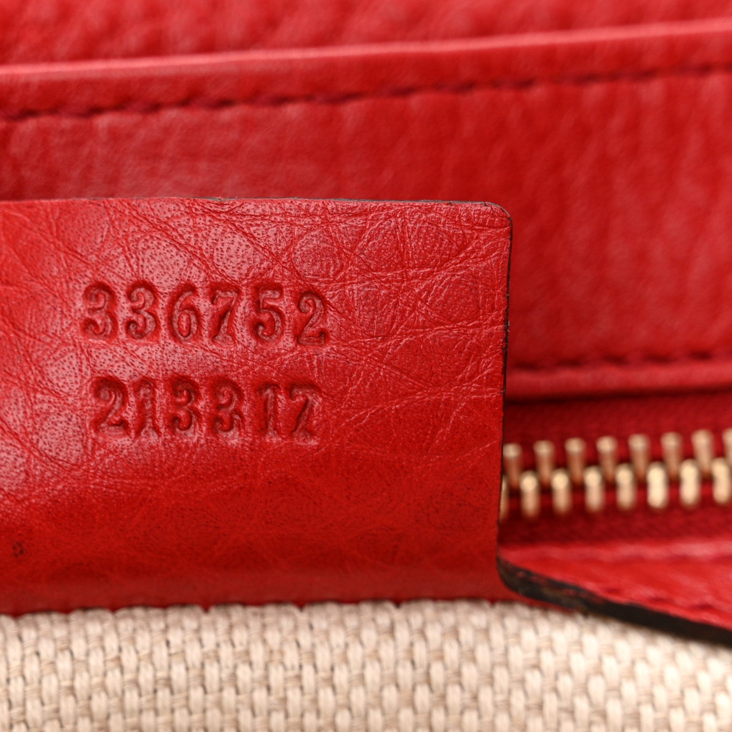 Gucci Pebbled Calfskin Medium Soho Flap Crossbody Vibrant Red 7 of 11