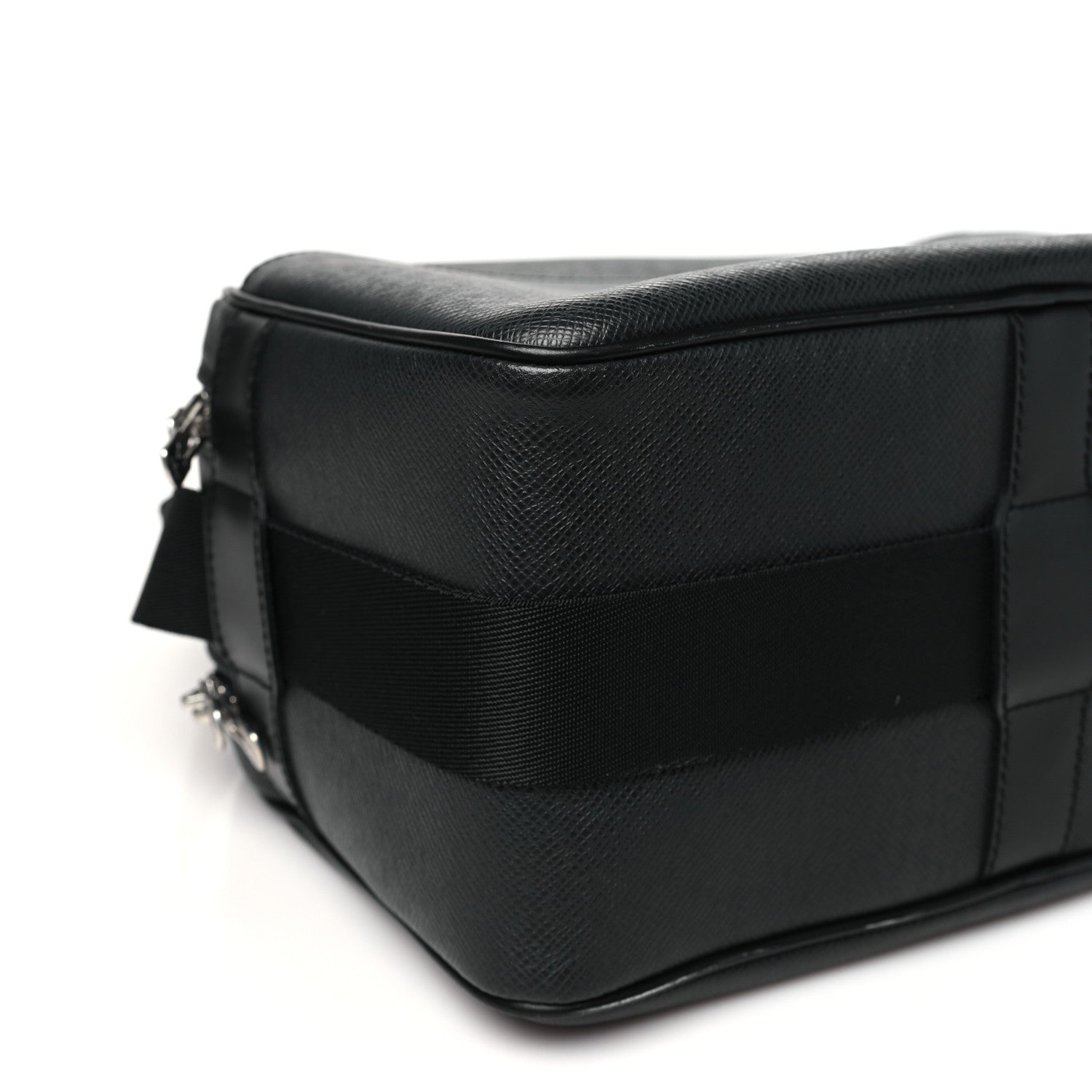 Louis Vuitton Taiga Reporter Messenger Ardoise 9 of 10