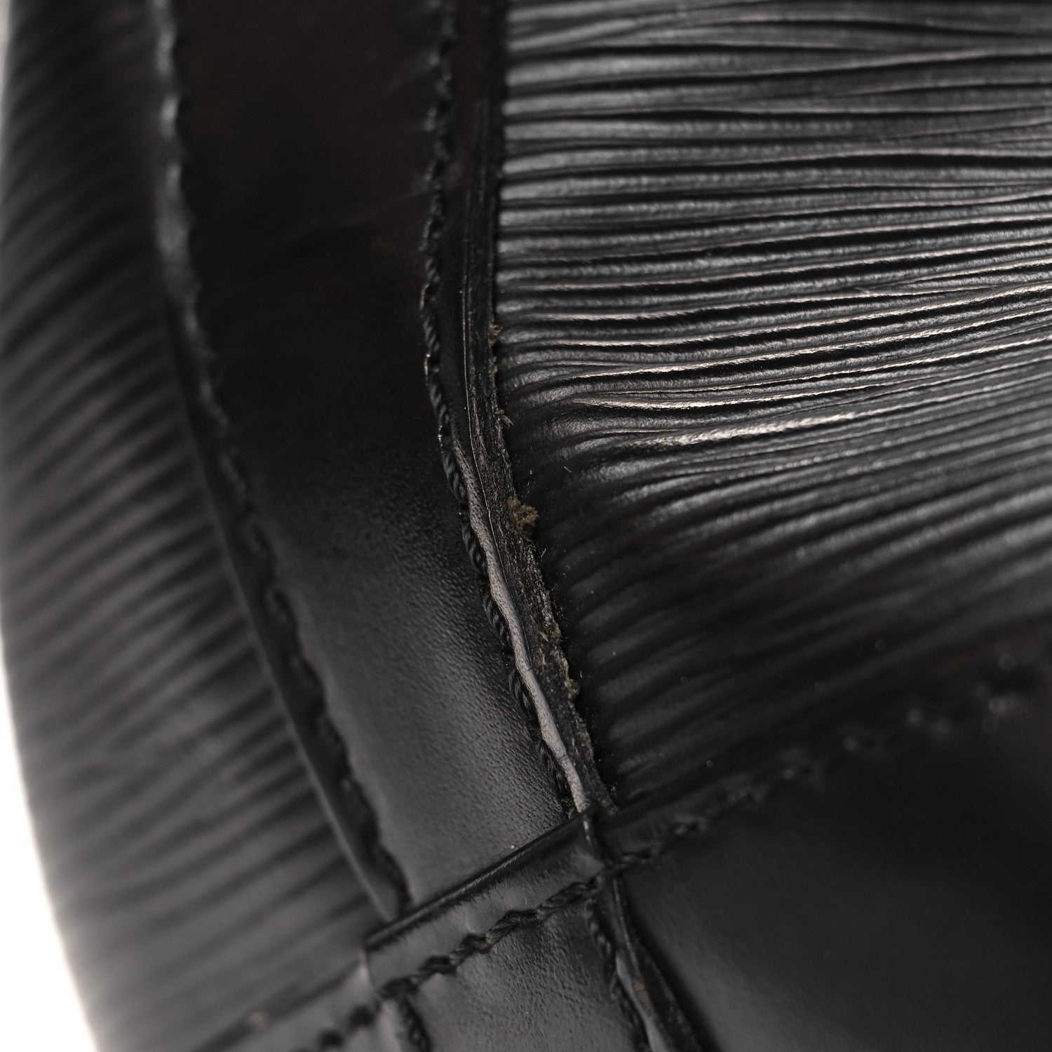Louis Vuitton Epi Noe Black 10 of 11