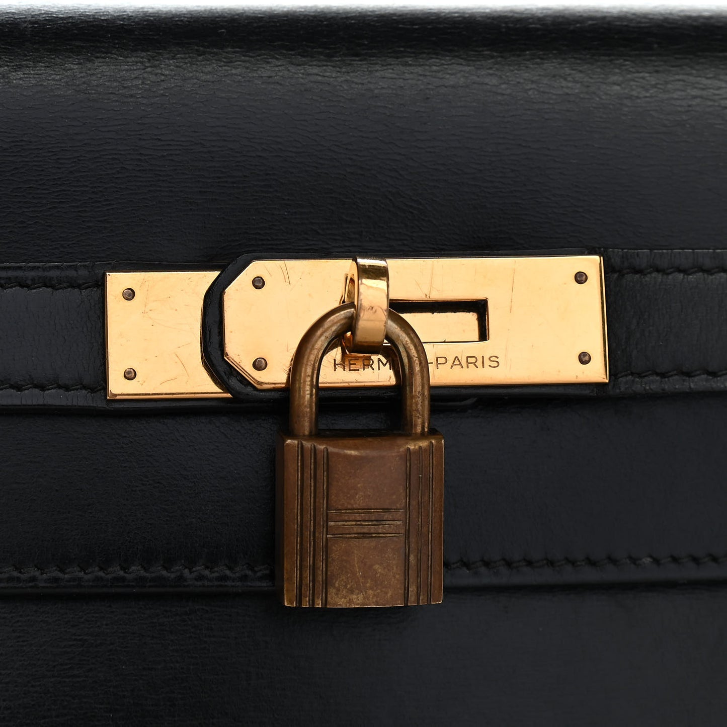 Box Kelly Sellier 32 Black