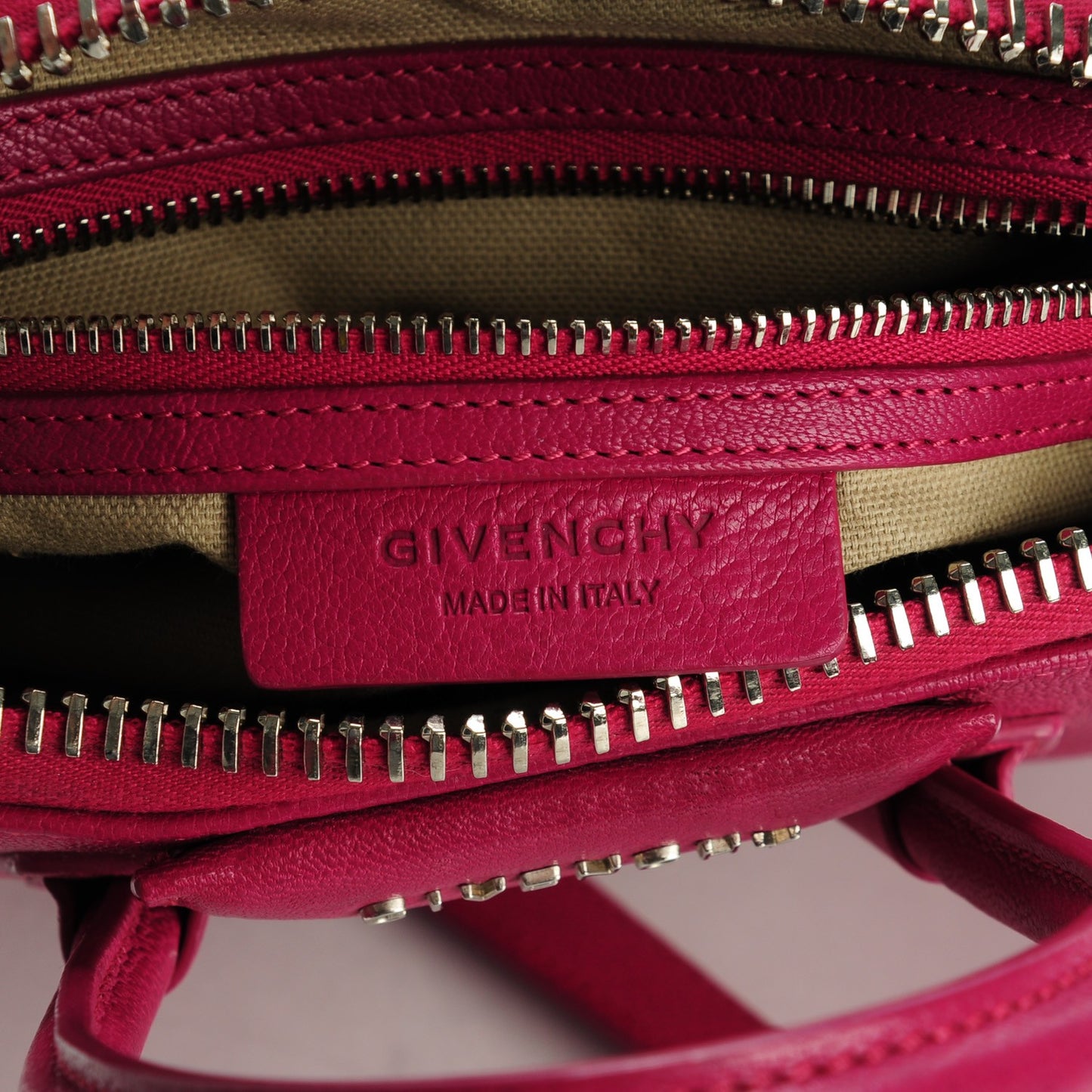 Sugar Goatskin Mini Antigona Magenta