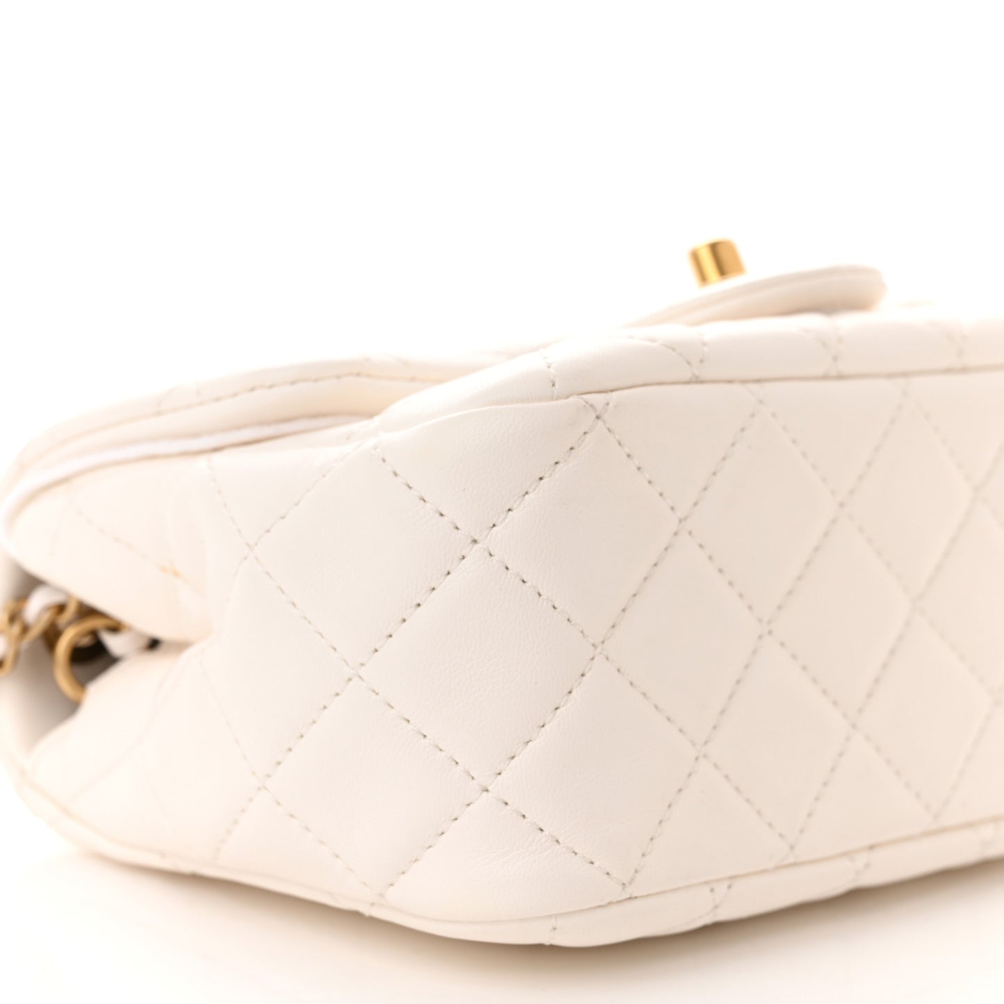 Lambskin Quilted Mini Pearl Crush Flap White
