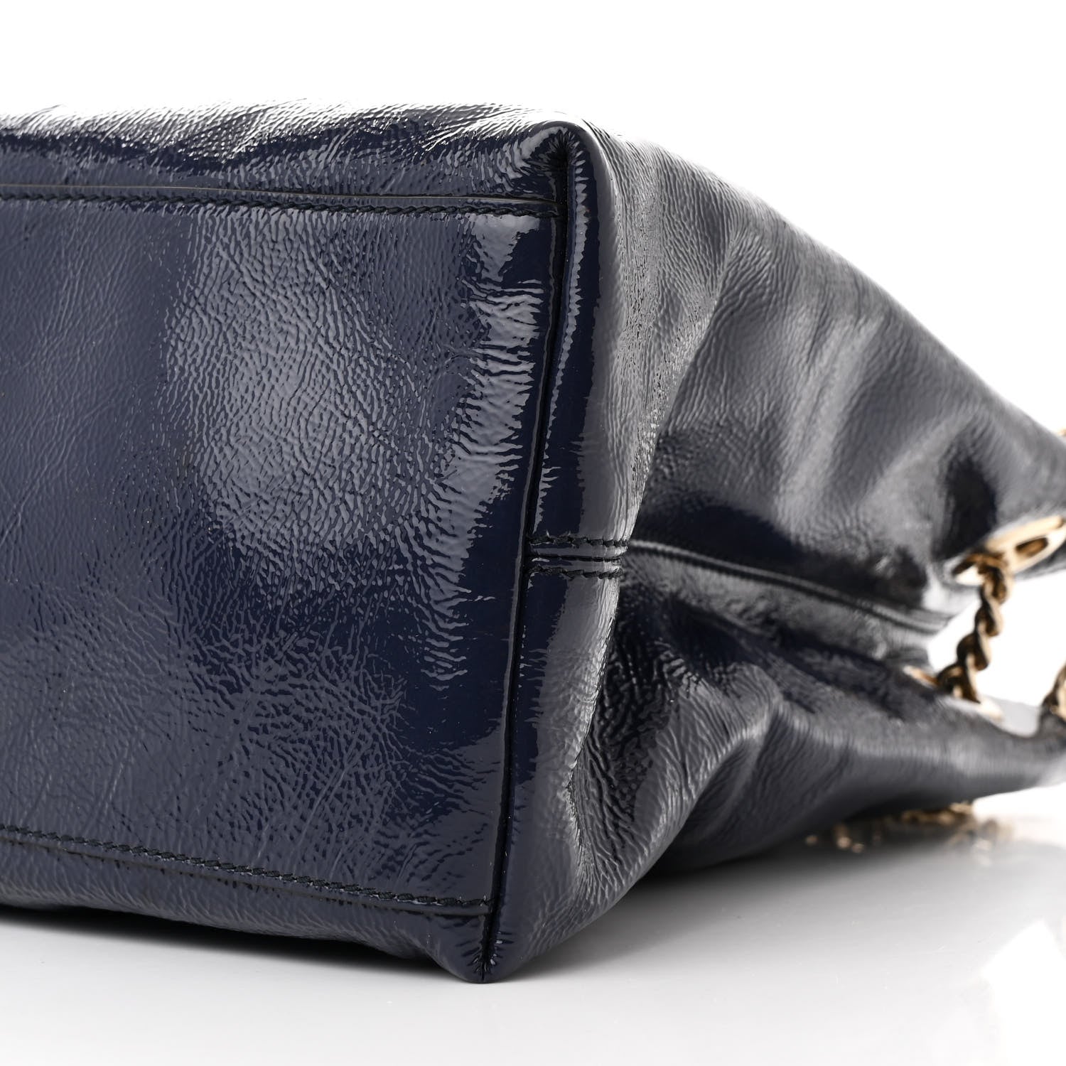 Gucci Vernice Naplack  Medium Soho Chain Shoulder Bag Uniform Blue 10 of 11