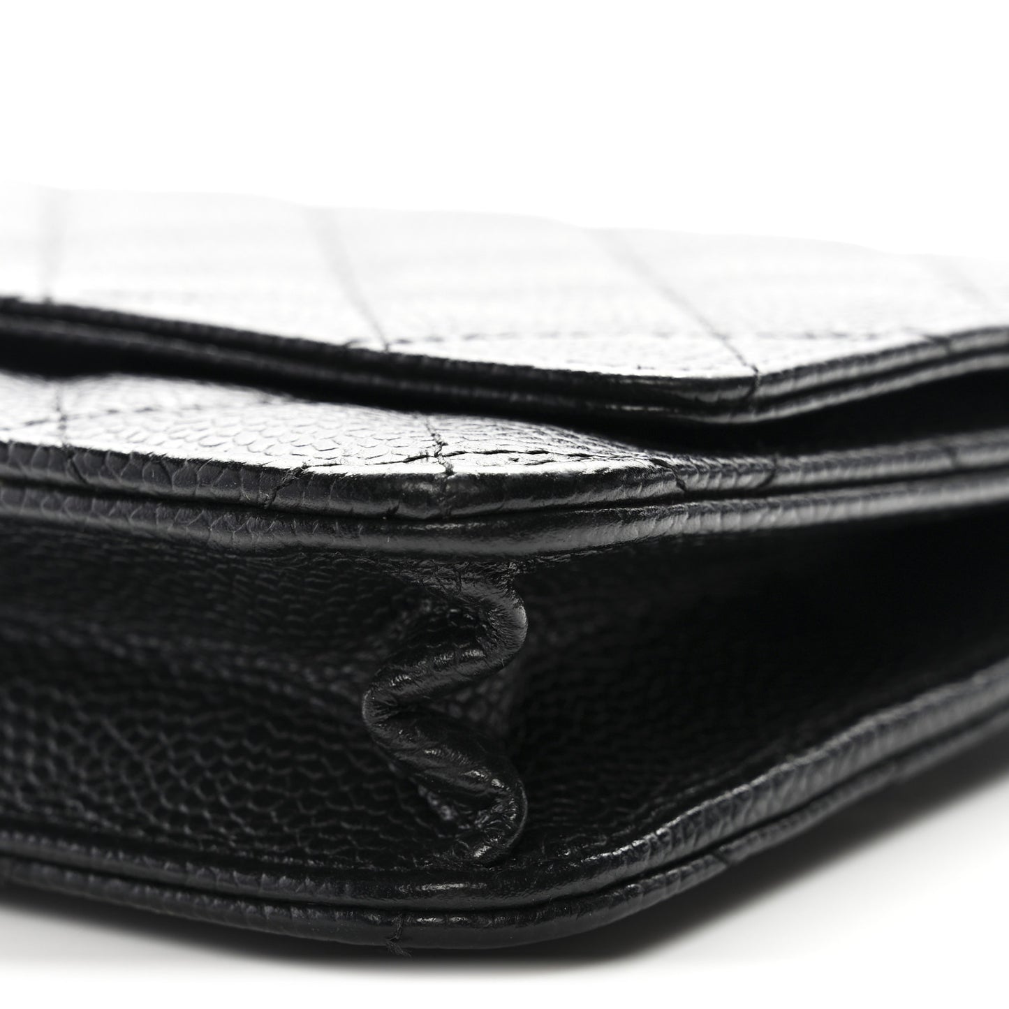 Caviar Quilted Wallet on Chain WOC Black