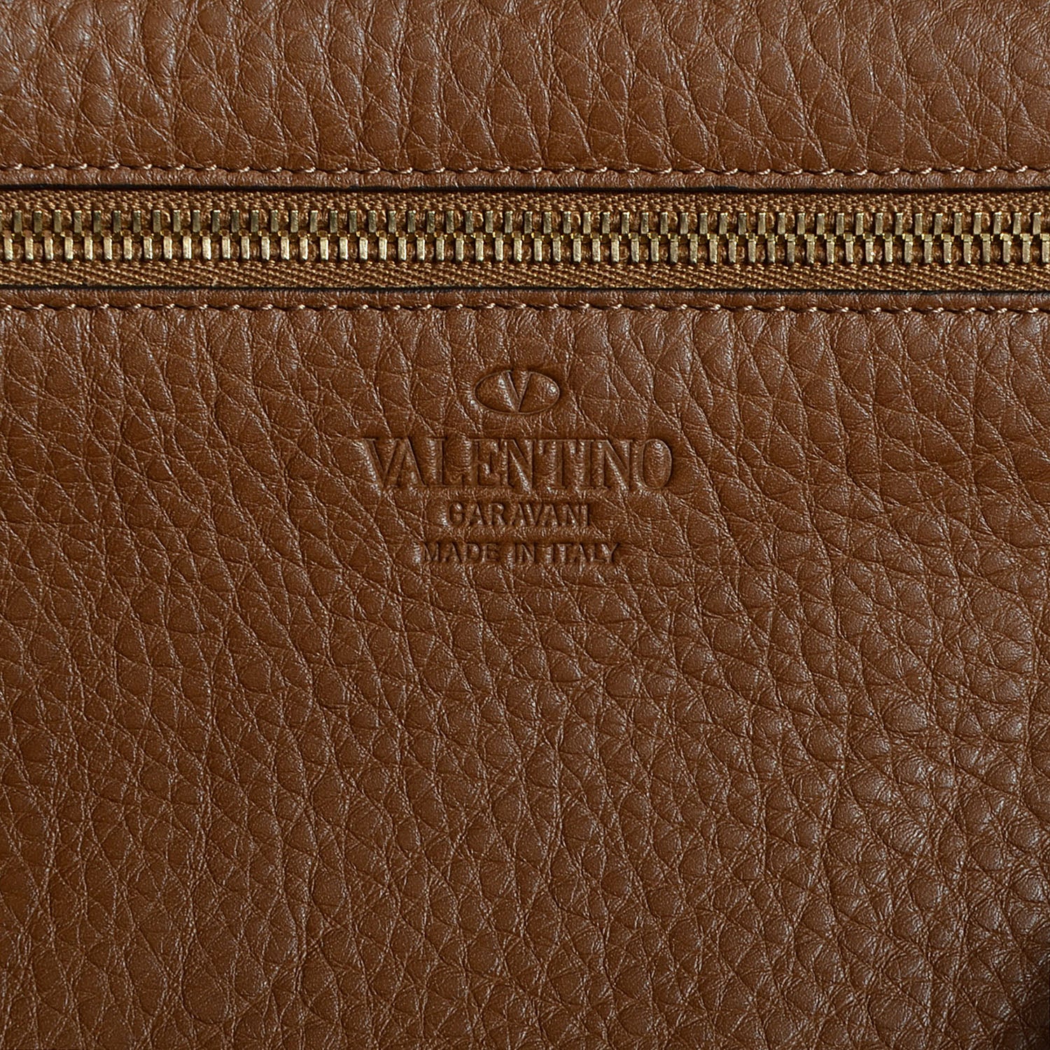 Valentino Garavani Pebbled Calfskin Medium Rockstud Tote Light Cuir 6 of 9