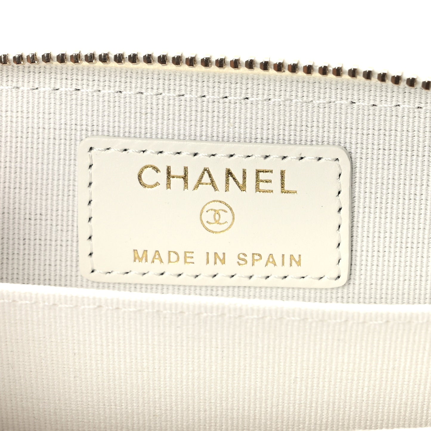 Caviar Quilted Classic Zipped Coin Purse White