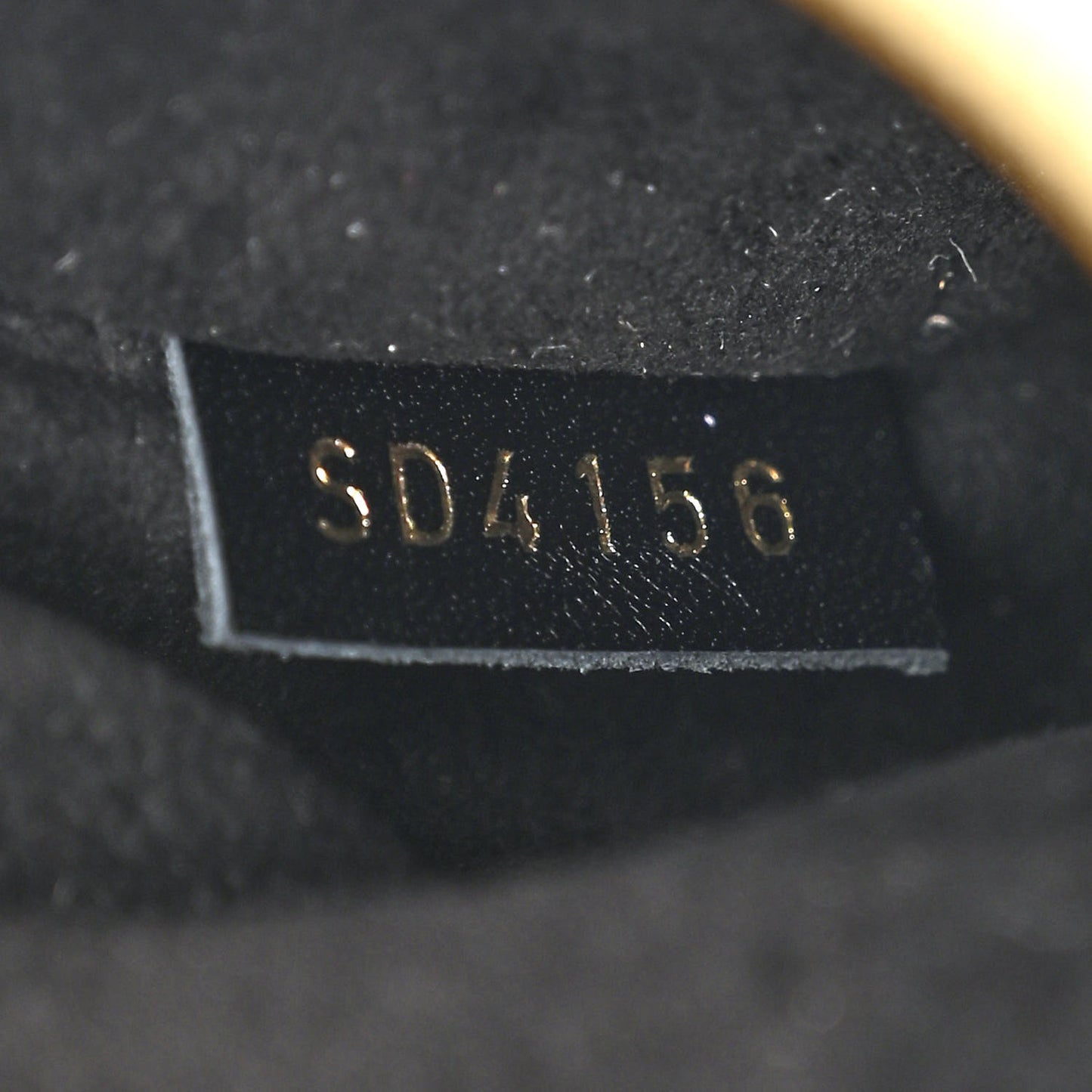 Reverse Monogram Pochette Metis
