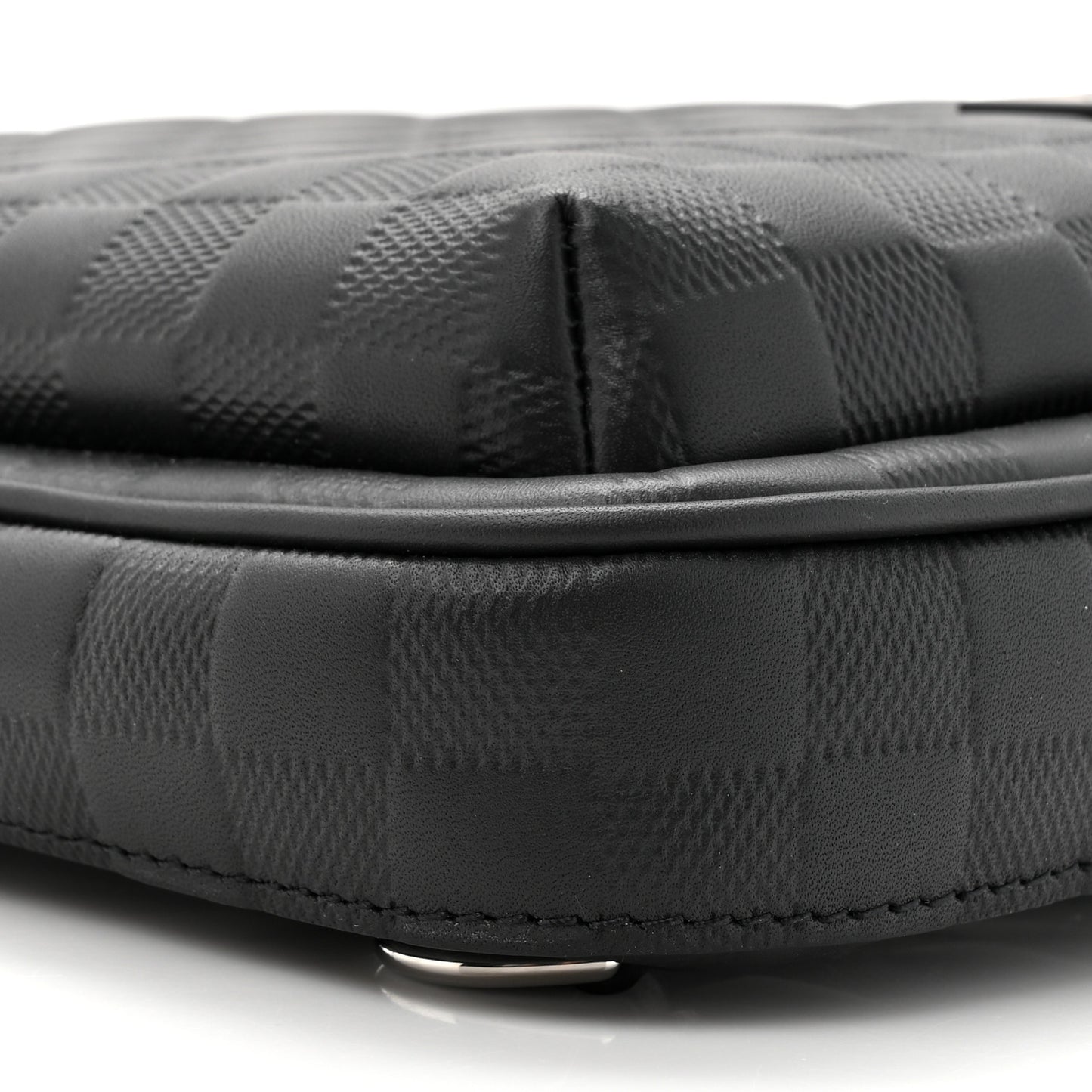 Damier Infini Avenue Sling Bag NM Onyx