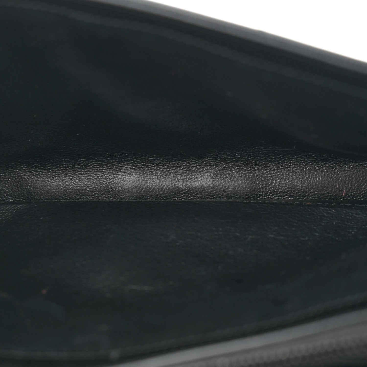 Saint Laurent Grain De Poudre Matelasse Chevron Monogram Monochrome Chain Wallet Black 6 of 11