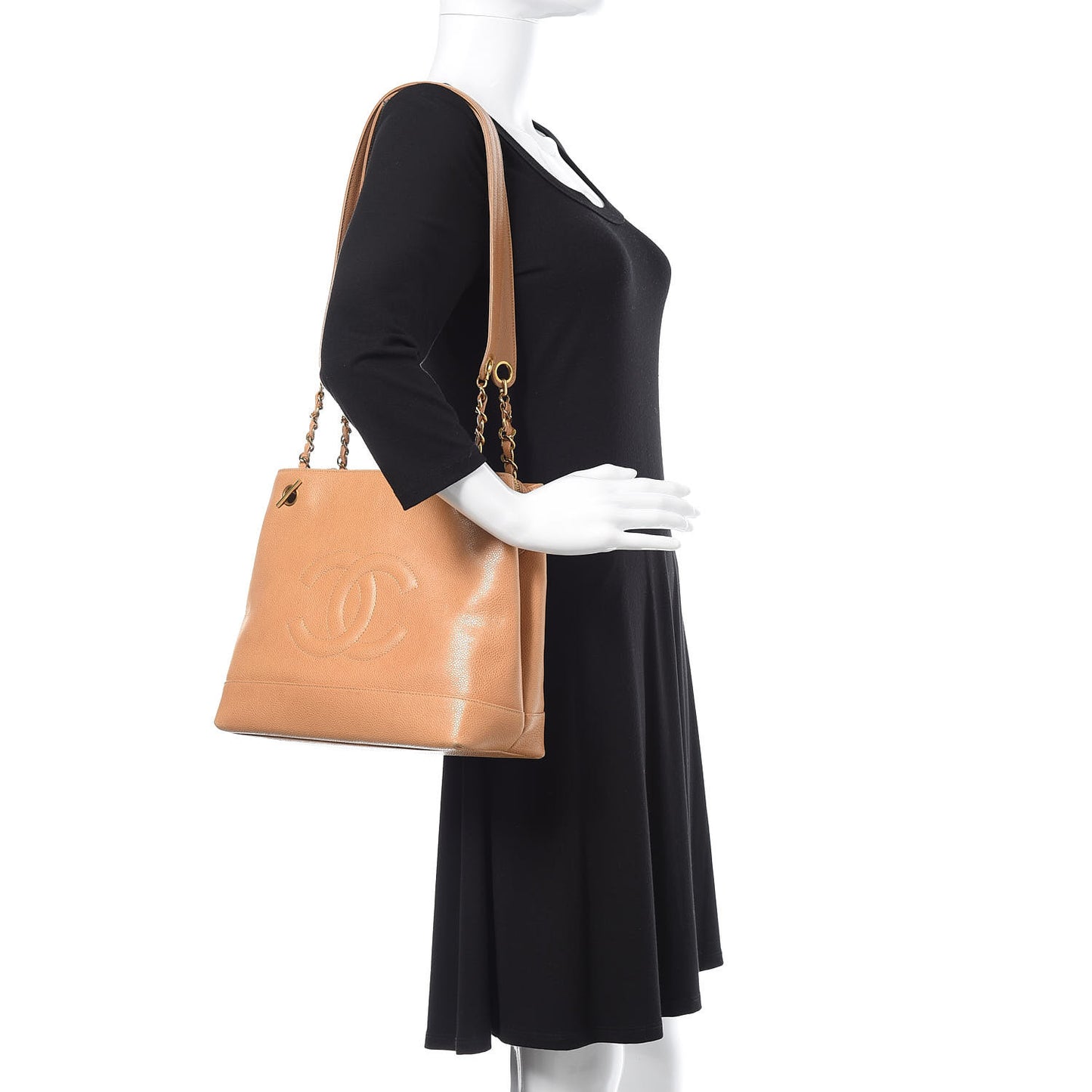 Caviar CC Shoulder Bag Beige