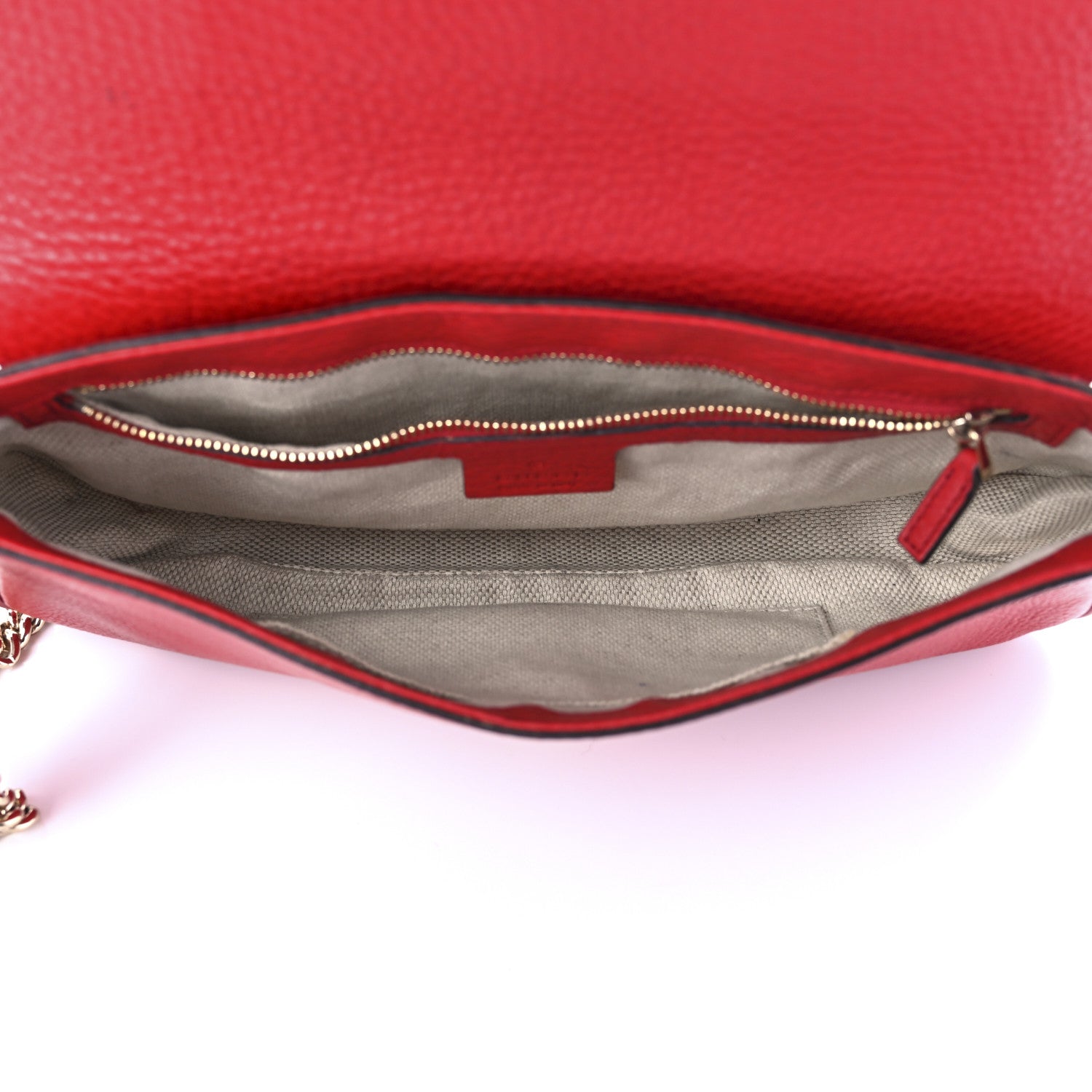 Gucci Pebbled Calfskin Medium Soho Flap Crossbody Tabasco Red 5 of 10