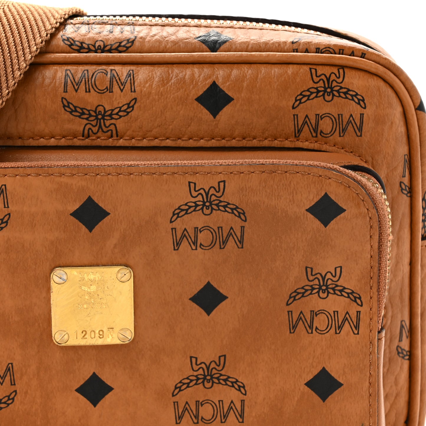 Visetos Monogram Small Aren Crossbody Cognac