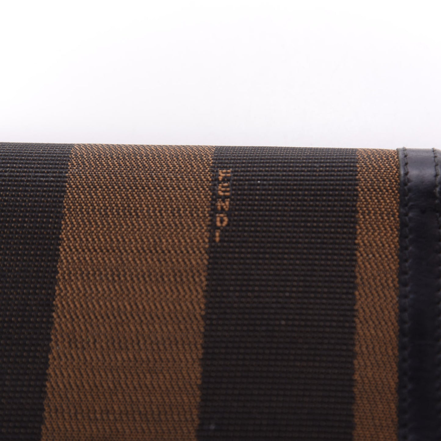 Pequin Cuoio Vegetale Zip Around Wallet Tobacco Black