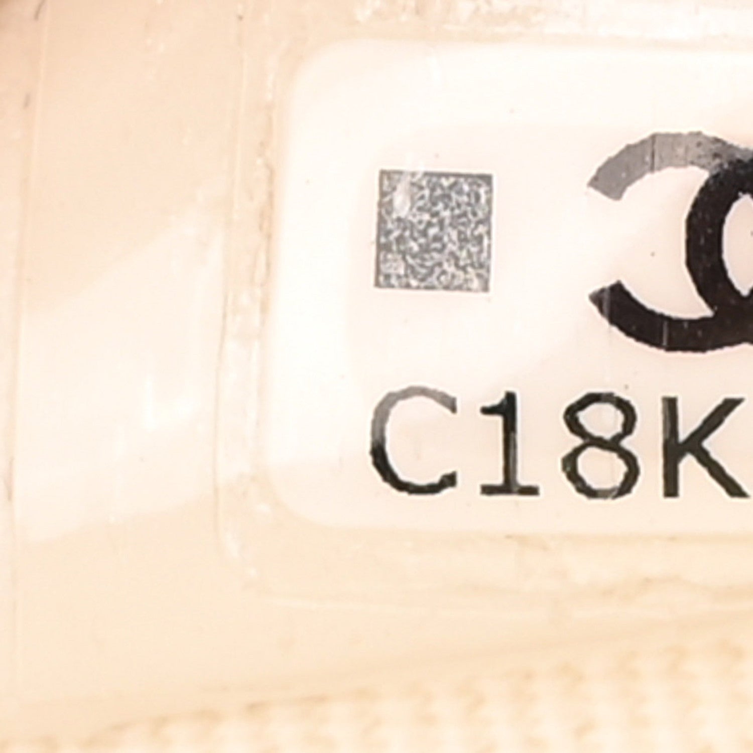 Chanel Caviar Quilted Classic Clutch With Chain White 7 of 11