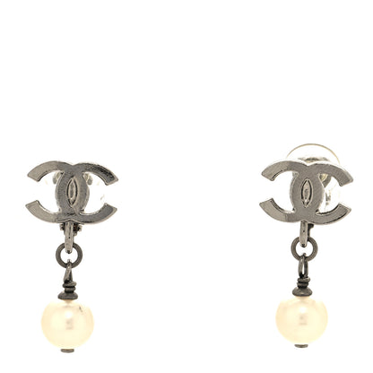 Chanel Pearl CC Drop Clip On Earrings 1 of 4