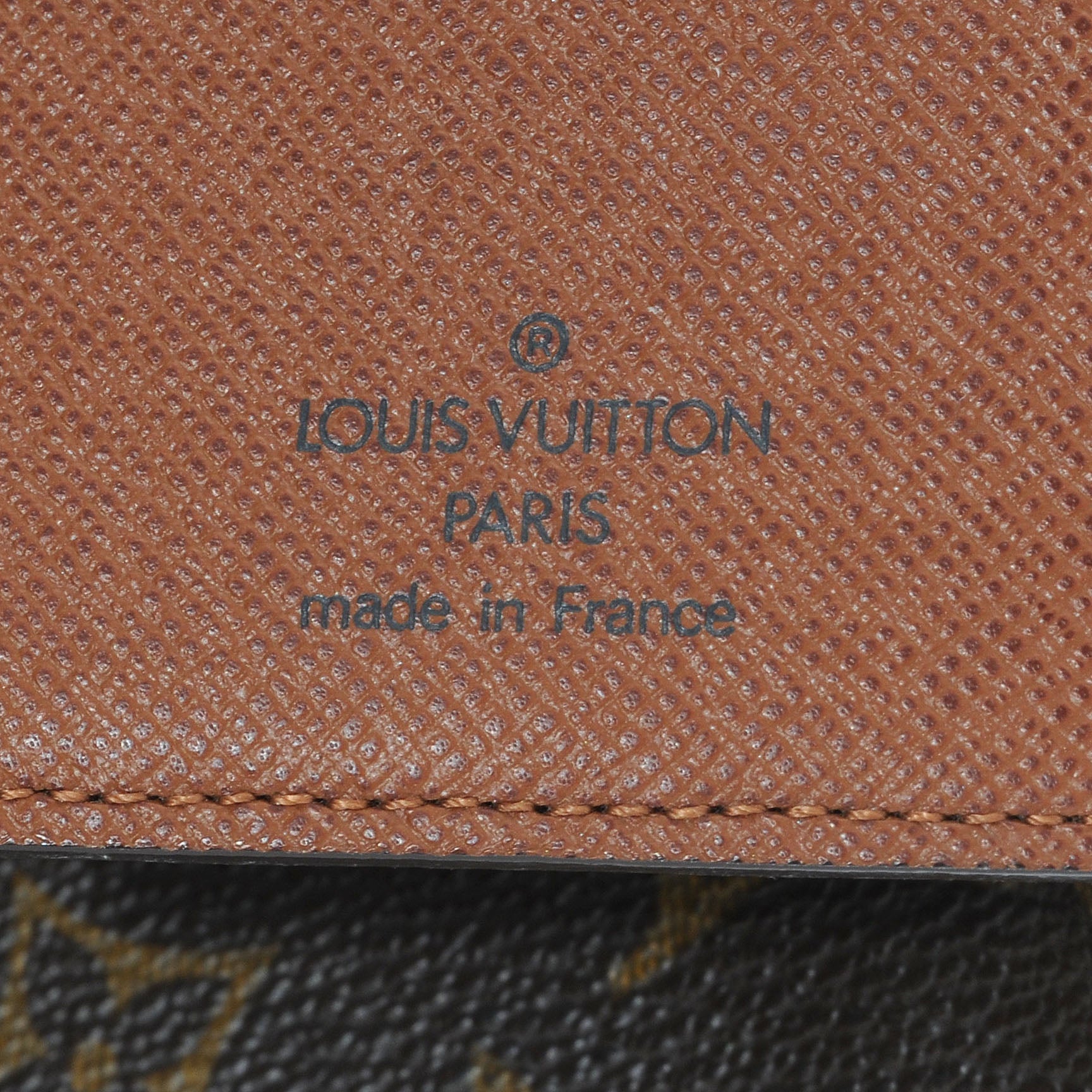 Louis Vuitton Monogram Medium Ring Agenda 5 of 6